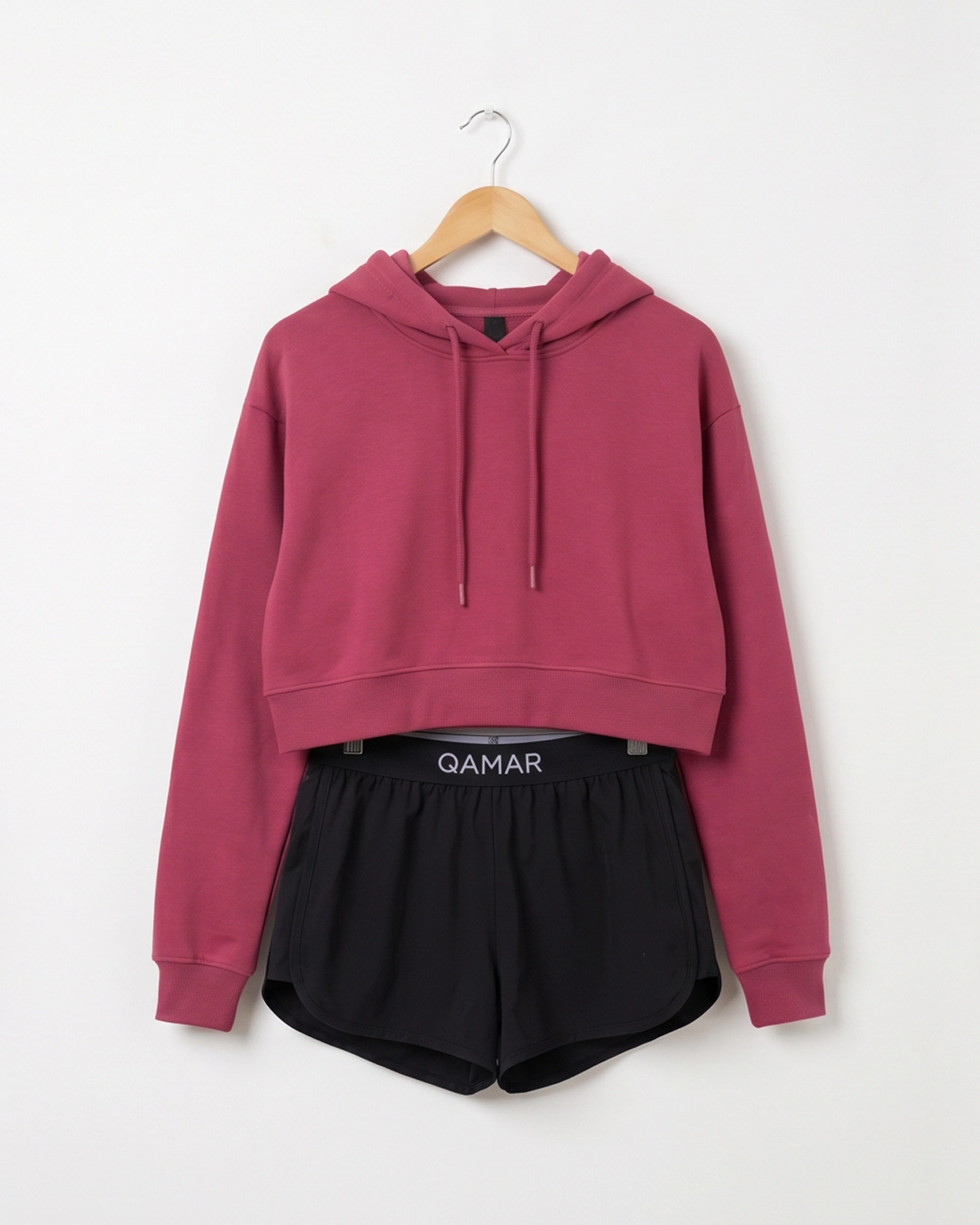 Produttore di completi sportivi personalizzati da donna, fornitore OEM di abbigliamento sportivo a Sialkot, abbigliamento fitness con marchio privato B2B (